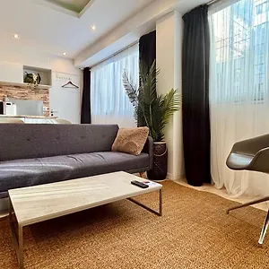 https://loft-35m2-lyon-6-menage-inclus-pas-de-check-out.hotels-rhonealpes.com